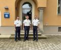 Bild: PI Burglengenfeld/Helbig
Von links: Erster Polizeihauptkommissar Franz Wenig, Polizeihauptkommissar Christian Allgeier, Polizeivizepräsident Robert Fuchs.