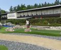 Bild: rn
Das Hotel Rußweiher ist saniert. Eine neue Verkleidung erhielt etwa die Balkonfront des Hotels