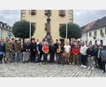 Bild: Sgt. Matthew Masani 
Die Pateneinheit der 41. US-Feldartilleriebrigade war auf Erkundungstour auf dem Übungsplatz, im Museum und im Rathaus. Zweite Bürgermeisterin Anita Heßler empfing die Amerikaner im Rathaus, Gerald Morgenstern (jeweils mit Wappen) führte durch den Übungsplatz