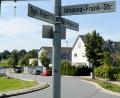 Bild: Gabi Schönberger
Die Bürgermeister-Probst-Straße in Weiden ist Teil der Rennstrecke des Seifenkistenrennens. Weil sich Verkehrsteilnehmer nicht an die vorgeschriebene Geschwindigkeit halten, gibt es Pläne, die Straße durch bauliche Maßnahmen zu verengen.