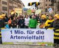 Bild: Toni Mader/Volksbegehren Artenvielfalt/dpa
2019 stieß das Volksbegehren auf den Nerv der Zeit in Bayern. 1,7 Millionen Menschen forderten mit ihrer Unterschrift mehr Artenschutz in Bayern. Nun sehen die Initiatoren die Umsetzung in Gefahr. (Archivbild)