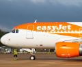 Symbolbild: David Parry/PA Wire/dpa
Die Fluggesellschaft Easyjet hat einen Piloten freigestellt, weil er angeblich betrunken und nackt in einer Hotelbar umherirrte.
