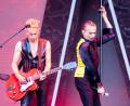 Archivbild: Christoph Soeder/dpa
Das britische Elektro-Duo Depeche Mode bringt mit „Depeche Mode: M“ einen neuen Konzertfilm auf die Kinoleinwände.