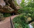 Bild: Daniel Karmann/dpa
Soziale Medien und Outdoor-Portale haben die Schwarzachklamm auch weit über die Region hinaus bekannt gemacht - und das vsorgt zum Teil für Probleme.