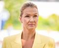 Bild: Daniel Reinhardt/dpa
Die ehemalige Ausnahmeschwimmerin Franziska van Almsick kämpft bis heute mit einer Essstörung. (Archivbild)