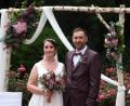 Bild: kro
Annett und Matthias Waidhas sagten an der Lourdes-Grotte in Fockenfeld einander "Ja".