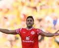 Bild: Robert Michael/dpa
Nadiem Amiri (1. FSV Mainz 05) jubelt nach seinem Tor zum 0:1. Anschließend wurde er übel beleidigt.