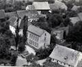 Bild: Gemeinde Ursensollen
Luftbild von Hohenkemnath aus dem Jahr 1958. In der Bildmitte findet sich „das Milchbankl“.