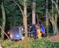 Bild: Feuerwehr Reinhardshagen/dpa
Bei den Insassen des Wagens handelte es sich um zwei Ehepaare.