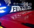 Bild: Sven Hoppe/dpa
Die Feuerwehr löschte das brennende Auto. (Symbolbild)