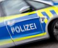 Symbolbild: Hendrik Schmidt/dpa
Eine Frau wurde auf einem Radweg in Cham von einem Mann sexuell belästigt. Die Polizei sucht Zeugen.