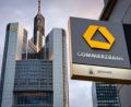 Bild: Frank Rumpenhorst/dpa
Die Commerzbank wehrt sich seit Monaten gegen Übernahmeambitionen der Unicredit. (Archivbild)