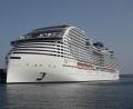 Symbolbild: Hassan Ammar/AP/dpa
Das unter maltesischer Flagge fahrende Schiff der Reederei MSC Cruises war von Genua nach Neapel unterwegs.