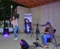 Bild: gi
Sängerin Ray.An rockt die Serenade im Generationenpark in Moosbach. Die gebürtige Waidhauserin präsentierte einige Songs von ihrem Album "Hey You".