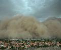 Bild: Ross D. Franklin/AP/dpa
Ein gigantischer Staubsturm legte sich über den Großraum Phoenix.