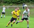 Archivbild: Hubert Ziegler
Paul Schmidt (links, Szene aus einem früheren Spiel) vom SV Kauerhof traf beim 11:1 gegen den SV Inter Bergsteig II dreifach.