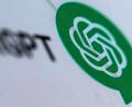 Bild: Hendrik Schmidt/dpa
Der ChatGPT-Entwickler OpenAI verspricht bessere Maßnahmen zur Suizid-Prävention. (Archivbild)