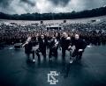 Bild: Chris Seeger
Vanden Plas mit Gitarrist Stephan Lill, Keyboarder Alessandro Del Vecchio, Sänger Andy Kuntz, Schlagzeuger Andreas Lill und Bassist Torsten Reichert (von links) spielte Anfang Juni vor 18.000 Zuschauern beim Heavy Weekend in Nancy.
