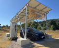 Bild: Heike Unger
Ja, hier können E-Autofahrer tatsächlich gratis Strom tanken: Das Zentrum für erneuerbare Energien und Nachhaltigkeit bietet diese Möglichkeit an seinem Solarcarport in Ensdorf, direkt neben dem Edeka-Markt.