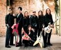 Bild: Mathias Bothor/RPM/Warner/dpa
Das 17. Studioalbum der Hamburger Power-Metal-Band heißt „Giants And Monsters“.