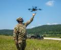 Symbolbild: Pfc. Brent Lee/US Army
Auf den US-Truppenübungsplätzen Grafenwöhr oder – wie auf dem Bild zu sehen ist – Hohenfels wird seit diesem Jahr intensiv mit Drohnen trainiert. Nun wird ein solcher Einsatz erstmals auch außerhalb der Übungsplätze getestet.