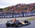 Bild: Bradley Collyer/PA Wire/dpa
Max Verstappen auf der Strecke.