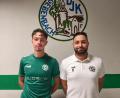 Bild: Izmire/exb
Nimelio Kapaj (links) verstärkt ab sofort die DJK Gebenbach. Sehr zur Freude des Sportlichen Leiters Erdal Izmire.