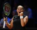 Bild: Marijan Murat/dpa
Jelena Ostapenko lieferte sich nach ihrem US-Open-Aus noch ein Wort-Duell mit Taylor Townsend.