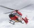 Bild: Daniel Karmann/dpa
Ein Rettungshubschrauber brachte den lebensgefährlich verletzten 37-Jährigen ins Krankenhaus. (Symbolbild)