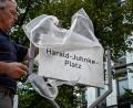 Bild: Jens Kalaene/dpa
In Charlottenburg gibt es jetzt einen Harald-Juhnke-Platz.