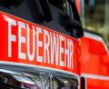 Bild: Soeren Stache/dpa
Vor allem Fahrzeuge und Tore wurden laut einem Polizeisprecher beschädigt. (Symbolbild)