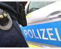 Symbolbild: Karl-Josef Hildenbrand/dpa
Die Polizei ermittelt nach einem mutmaßlichen versuchten Tötungsdelikt in Nürnberg gegen einen 34-Jährigen.