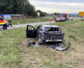 Bild: Polizei Oberviechtach
Ein Mercedes fing nach einem Auffahrunfall auf der B 22 bei Winklarn Feuer.