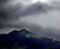 Bild: Karl-Josef Hildenbrand/dpa
Schwere Gewitter und heftiger Starkregen ziehen am Donnerstag über Bayern. (Archivbild)