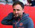 Bild: Sven Hoppe/dpa
Jose Barcala, der neue Trainer der Bayern-Frauen, feiert sein Heimdebüt vor einer Rekordkulisse. (Archivbild)