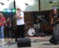 Bild: prh
Die junge Rockband "Desire" gab heuer ihre musikalische Visitenkarte vor größerem Publikum bei der Sommerserenade in der Freizeitanlage ab. Am 18. Oktober rocken sie bei der Musikveranstaltung des DJK-Fördervereins Fußball im DJK-Sportheim.