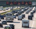 Bild: Stefan Puchner/dpa
Auf den Autobahnen müssen Autofahrer am ersten Septemberwochenende viel Geduld mitbringen. (Archivfoto)