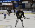 Bild: Hubert Ziegler
Nach einigen Trainingseinheiten auf dem Eis steht für die Spieler des ERSC Amberg am Sonntag das erste Testspiel an. Zu Gast ist Oberligist Passau Black Hawks.
