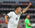 Bild: Nderim Kaceli/dpa
Dzenan Pejcinovic trifft beim U21-Debüt.