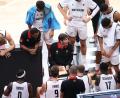 Bild: Matthias Stickel/dpa
Bundestrainer Alex Mumbru ist zurück - und Deutschlands Basketballer siegen auch für ihn.