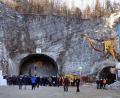 Bild: Stephan Jansen/dpa
Auf der B 23 soll mit dem Tunnel das Ortszentrum Garmisch-Partenkirchen umfahren werden. (Archivbild)