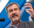 Bild: Peter Kneffel/dpa
Eindringlich warnte CSU-Chef Söder seine Zuhörer vor der AfD.