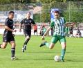 Bild: Gebert
Der SV Mitterteich fertigte den FC Fichtelgebirge am Sonntag mit 6:0 ab. In dieser Szene schießt der dreifache Torschütze Marco Kießling (rechts) zum 3:0 ein.
