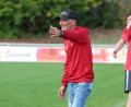 Archivbild: Dieter Jäschke
Trainer Turan "Bobby" Bafra stimmt seine Sportvereinigung Grafenwöhr auf das heiß erwartete Derby gegen die SpVgg Trabitz ein.