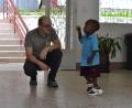 Bild:  Tonny Ssebwende/Pro Uganda
Orthopädieschuhmachermeister Andreas Schlang aus Amberg war für "Handwerker ohne Grenzen" in Uganda.