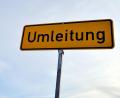 Symbolbild: Marc Tirl/dpa
Am Donnerstag beeinträchtigen Leitungsarbeiten den Verkehr an der Autobahnanschlussstelle Windischeschenbach.