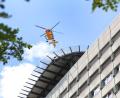 Bild: Karl-Josef Hildenbrand/dpa
Bei dem Unfall kam ein Mann ums Leben, auch zwei Rettungshubschrauber waren im Einsatz. (Symbolbild)