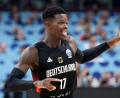 Bild: Matthias Stickel/dpa
Dennis Schröder wurde als wertvollster Spieler ausgezeichnet.
