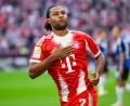 Bild: Sven Hoppe/dpa
Serge Gnabry jubelt nach seinem Tor. Die Brust des Nationalspielers ist gerade breit.