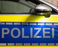 Symbolbild: Robert Michael/dpa
In Raigering hat eine Autofahrerin einen Wagen übersehen, dessen Fahrer Vorfahrt gehabt hätte.